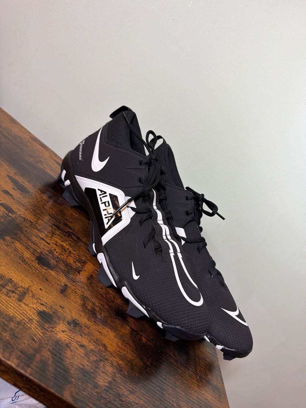 NWOT Nike Alpha Menace 3 Shark Football Cleats Black White Size 15